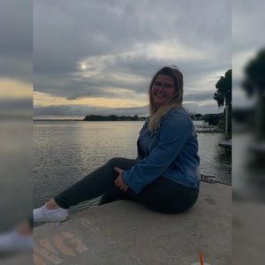 Meet your Posher, Kimberly